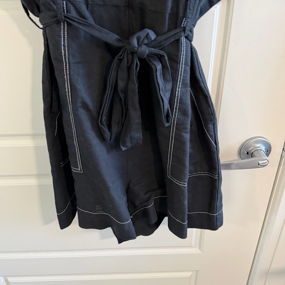 Zara Black V-Neck Romper with Tie Waist - Picture 4 of 8